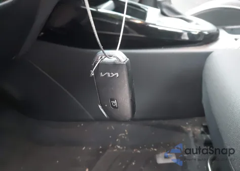 2022 Kia Forte Gt-Line z USA, uszkodzony, nr VIN 3KPF54AD0NE459323